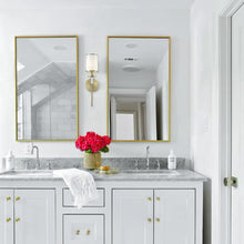 Load image into Gallery viewer, Hollis Collection Wall Sconce - Single Light - Default
