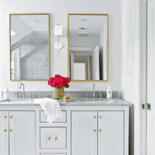 Load image into Gallery viewer, Hollis Collection Wall Sconce - Single Light - Default
